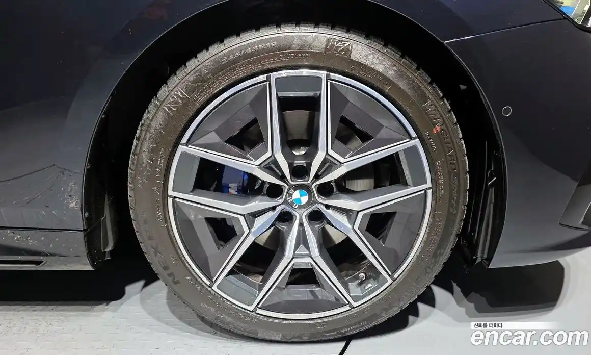 BMW 5-Series 2024 2.0 Автомат в Москве № 189260, фото 19