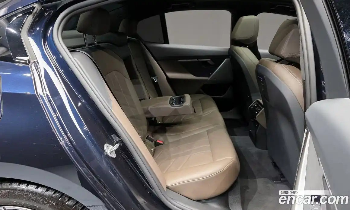 BMW 5-Series 2024 2.0 Автомат в Москве № 189260, фото 20