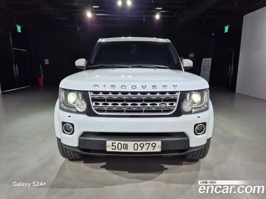 Land Rover Discovery 2016 3.0 Автомат в Москве № 190543, фото 1