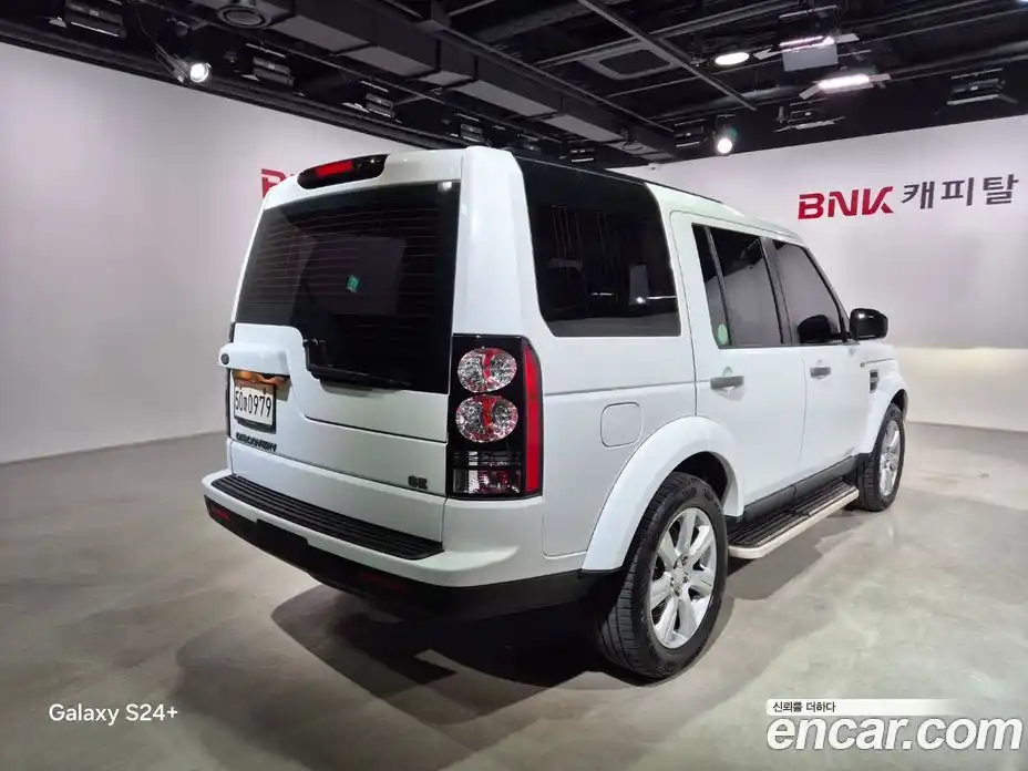 Land Rover Discovery 2016 3.0 Автомат в Москве № 190543, фото 6