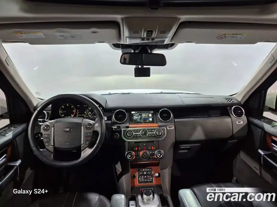 Land Rover Discovery 2016 3.0 Автомат в Москве № 190543, фото 10