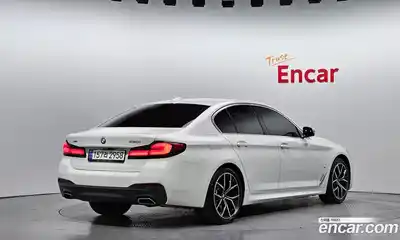 BMW 5-Series 2022 2.0 Автомат в Москве № 191345, миниатюра 2