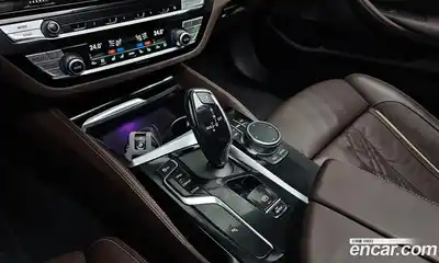 BMW 5-Series 2022 2.0 Автомат в Москве № 191345, миниатюра 9