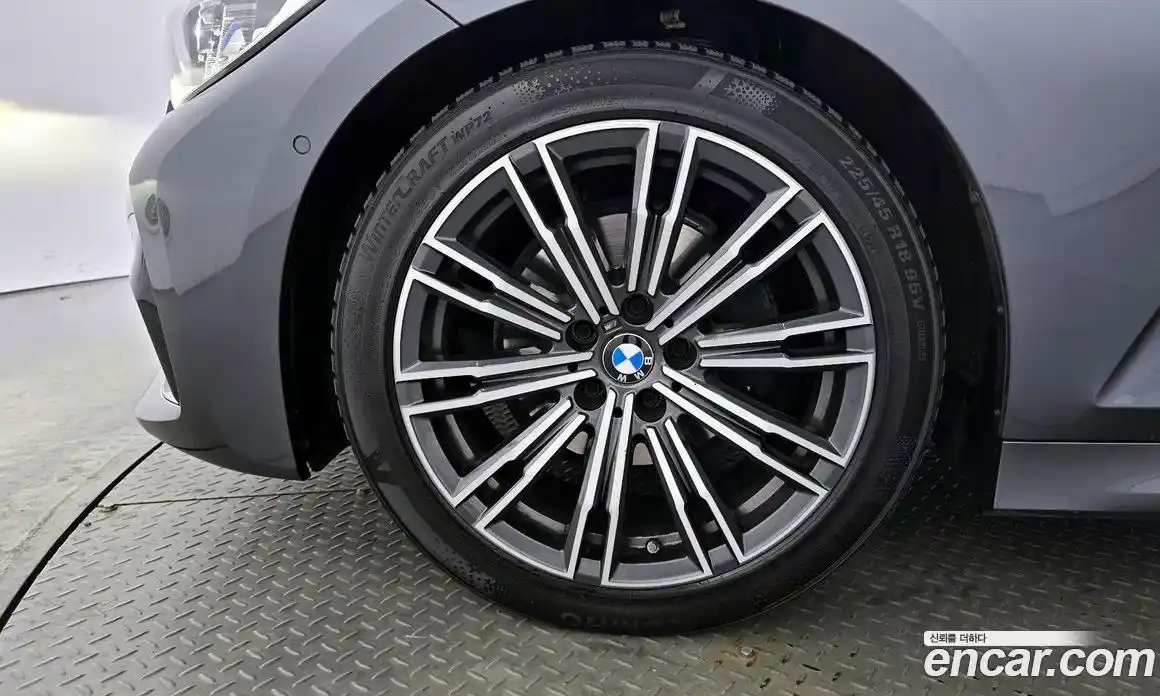 BMW 3-Series 2020 2.0 Автомат в Москве № 191799, фото 10