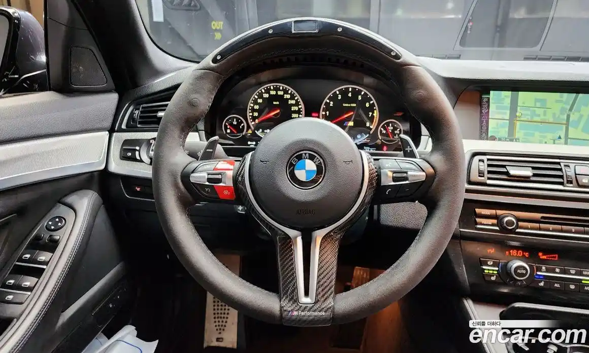 BMW M5 2013 4.4 Автомат в Москве № 191961, фото 1