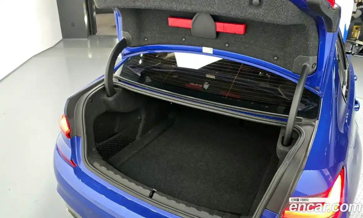 BMW 3-Series 2019 2.0 Автомат в Москве № 192895, фото 10