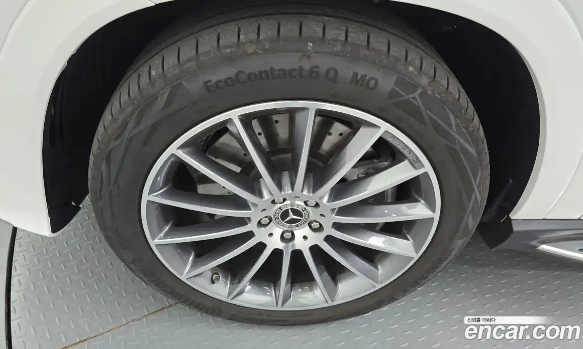 Mercedes-Benz GLE-Class 2025 3.0 Автомат в Москве № 193781, фото 17