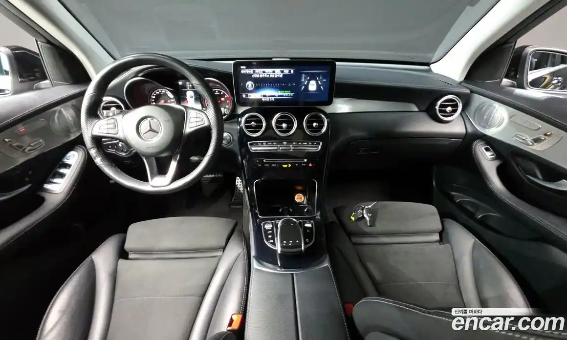 Mercedes-Benz GLC-Class 2019 2.0 Автомат в Москве № 194061, фото 11