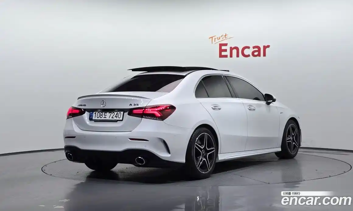 Mercedes-Benz A-Class 2021 2.0 Автомат в Москве № 194362, фото 3