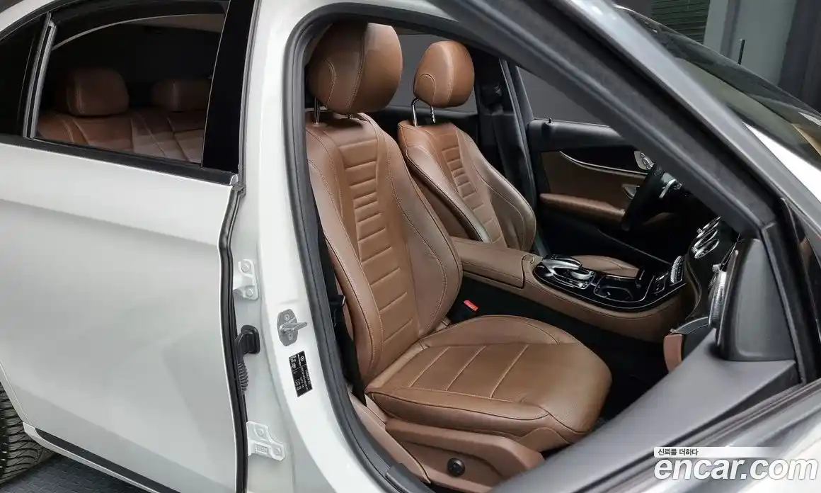 Mercedes-Benz E-Class 2018 1.9 Автомат в Москве № 195417, фото 3