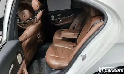 Mercedes-Benz E-Class 2018 1.9 Автомат в Москве № 195417, миниатюра 7