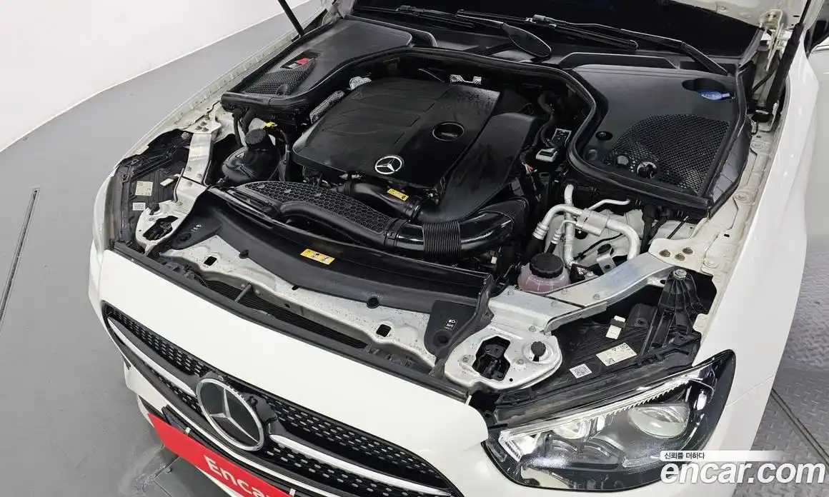 Mercedes-Benz E-Class 2021 2.0 Автомат в Москве № 195427, фото 18