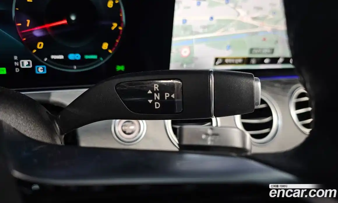 Mercedes-Benz E-Class 2021 2.0 Автомат в Москве № 195427, фото 10