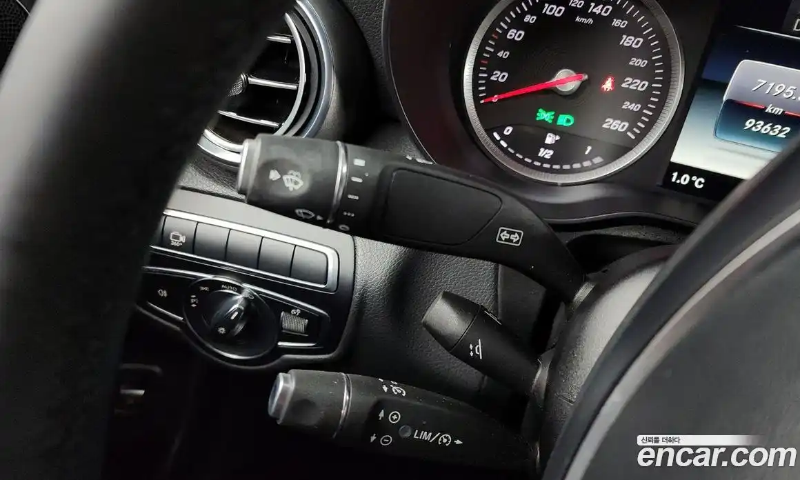 Mercedes-Benz GLC-Class 2019 2.0 Автомат в Москве № 195578, фото 20