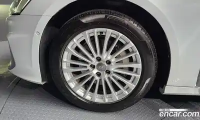 Audi A6 2021 2.0 Автомат в Москве № 196175, миниатюра 4