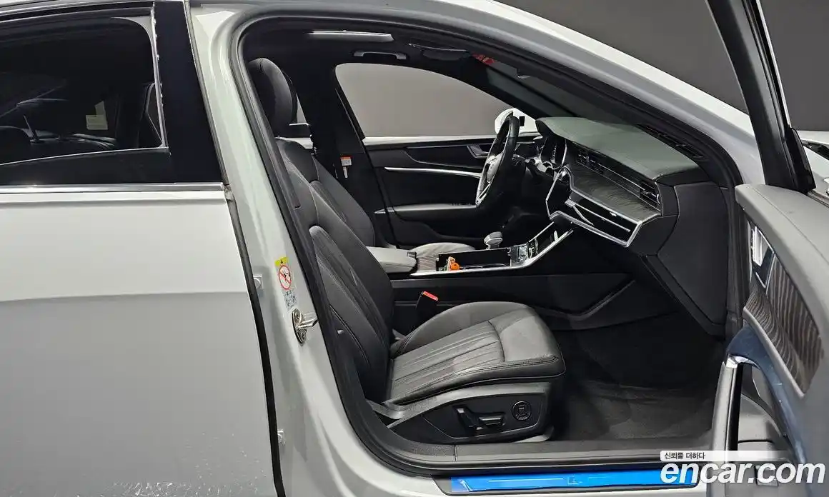 Audi A6 2021 2.0 Автомат в Москве № 196175, фото 10