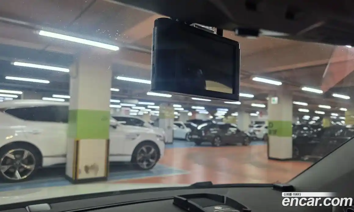 Volkswagen Tiguan 2015 2.0 Автомат в Москве № 196389, фото 15