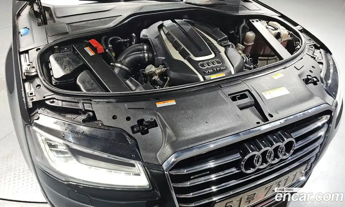 Audi A8 2015 4.0 Автомат в Москве № 196405, фото 11