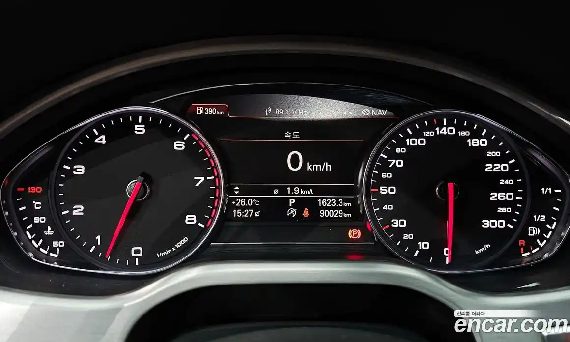 Audi A8 2015 4.0 Автомат в Москве № 196405, фото 15