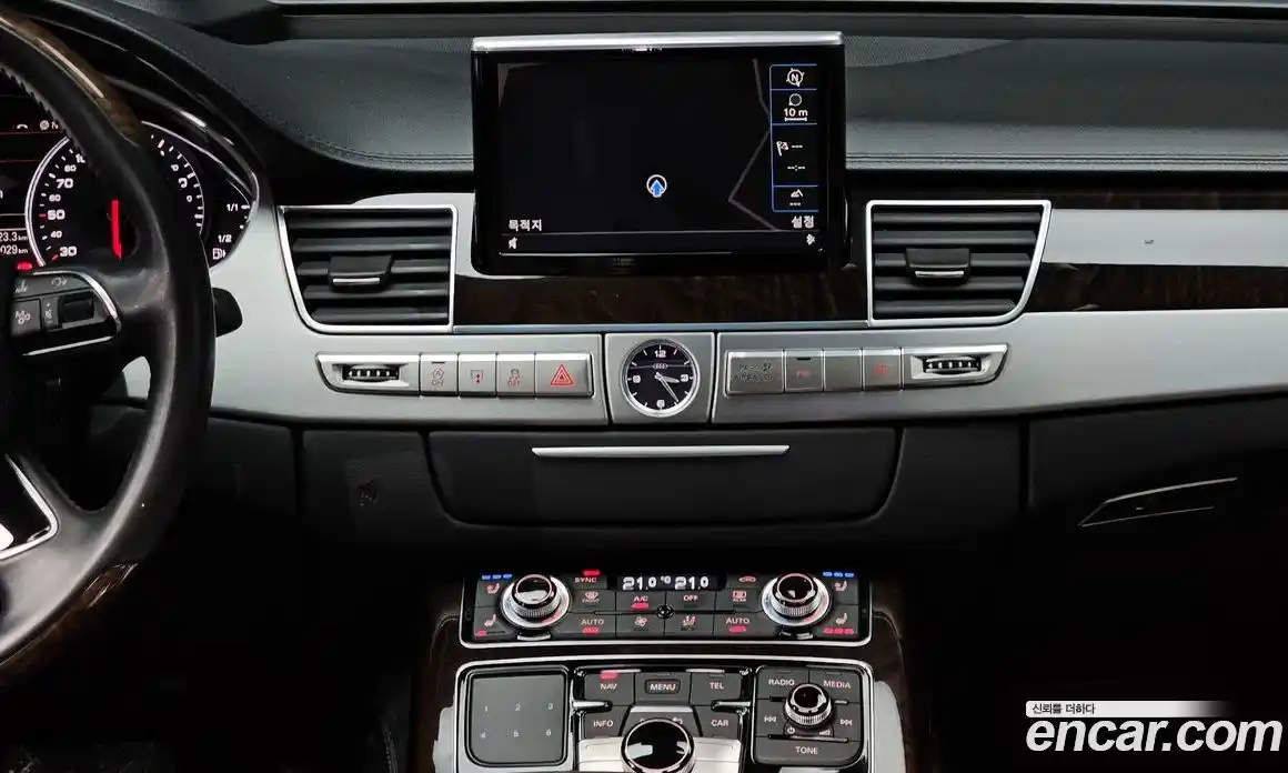 Audi A8 2015 4.0 Автомат в Москве № 196405, фото 18