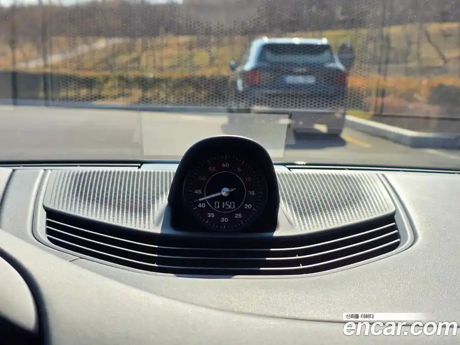 Porsche Taycan 2021 0.1 Автомат в Москве № 197473, фото 15