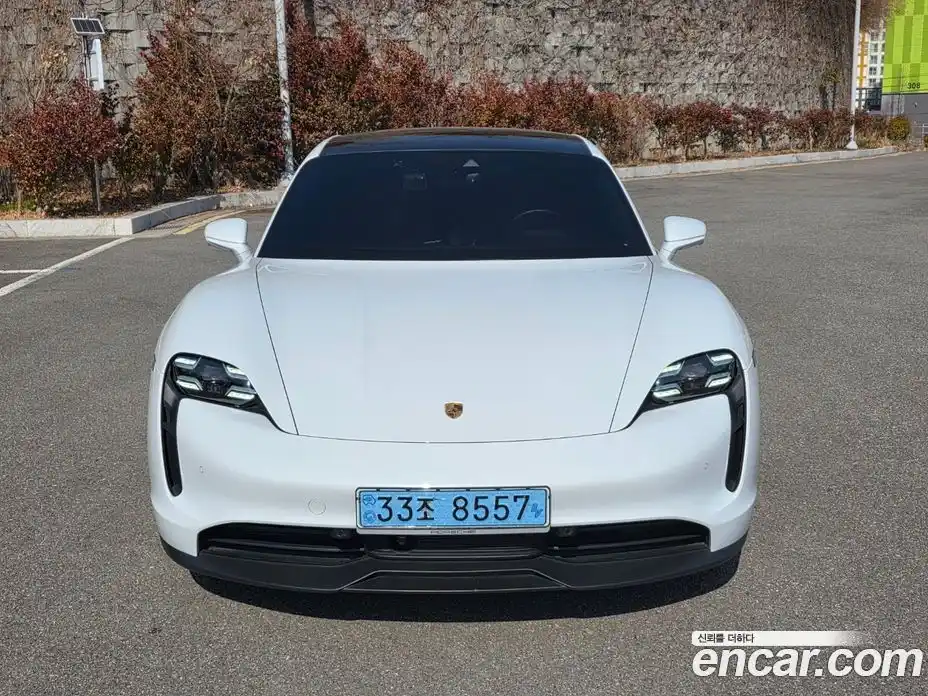 Porsche Taycan 2021 0.1 Автомат в Москве № 197473, фото 3