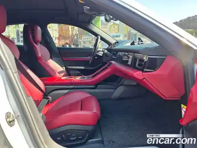 Porsche Taycan 2021 0.1 Автомат в Москве № 197473, миниатюра 7