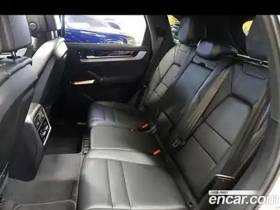Porsche Cayenne 2024 3.0 Автомат в Москве № 197845, миниатюра 11