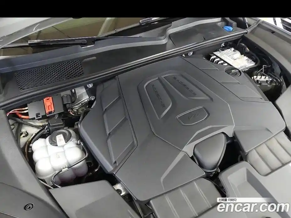 Porsche Cayenne 2024 3.0 Автомат в Москве № 197845, фото 6