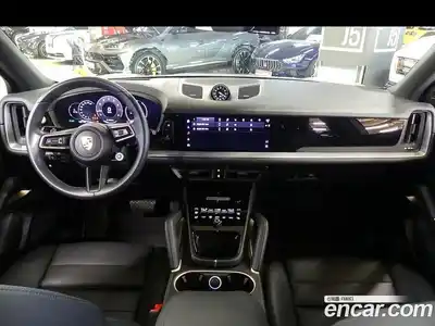 Porsche Cayenne 2024 3.0 Автомат в Москве № 197845, миниатюра 7
