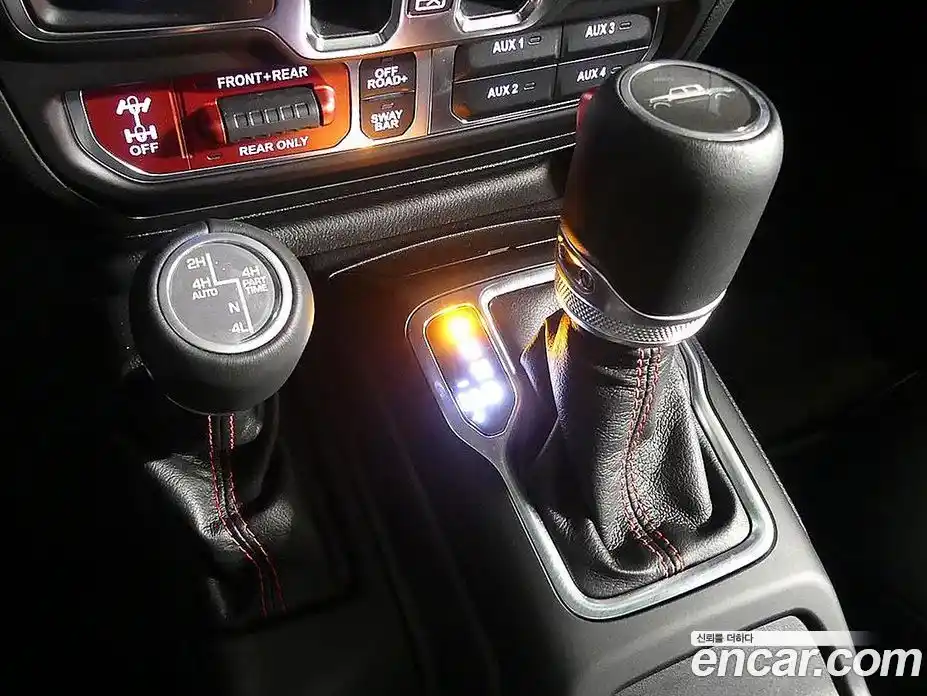 Jeep Gladiator 2023 3.6 Автомат в Москве № 199376, фото 17