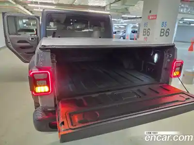 Jeep Gladiator 2023 3.6 Автомат в Москве № 199376, миниатюра 6