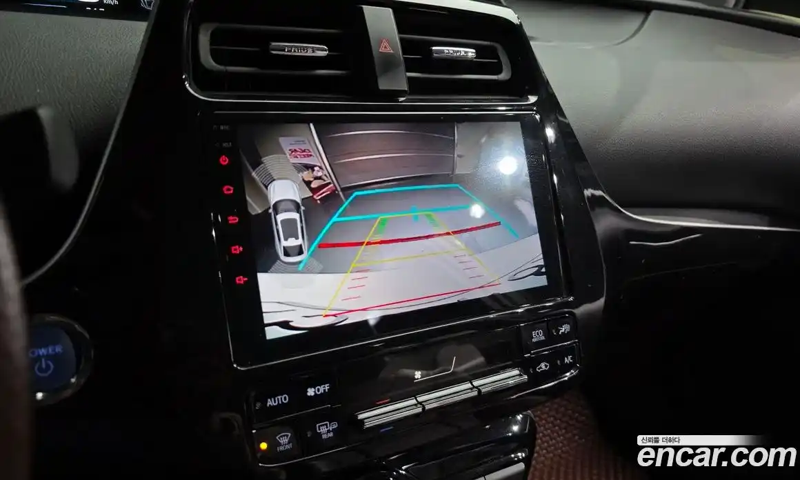 Toyota Prius 2022 1.8 Автомат в Москве № 199613, фото 15