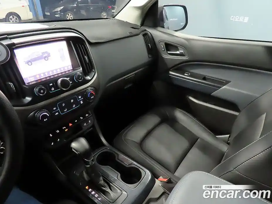 Chevrolet Colorado 2022 3.6 Автомат в Москве № 203470, фото 11