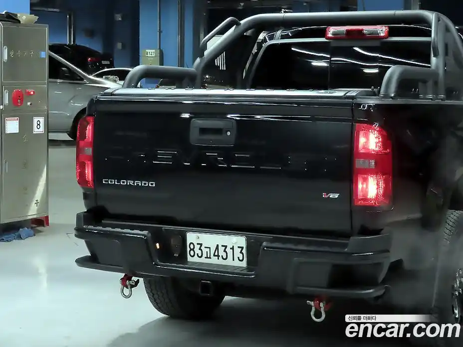 Chevrolet Colorado 2022 3.6 Автомат в Москве № 203470, фото 17