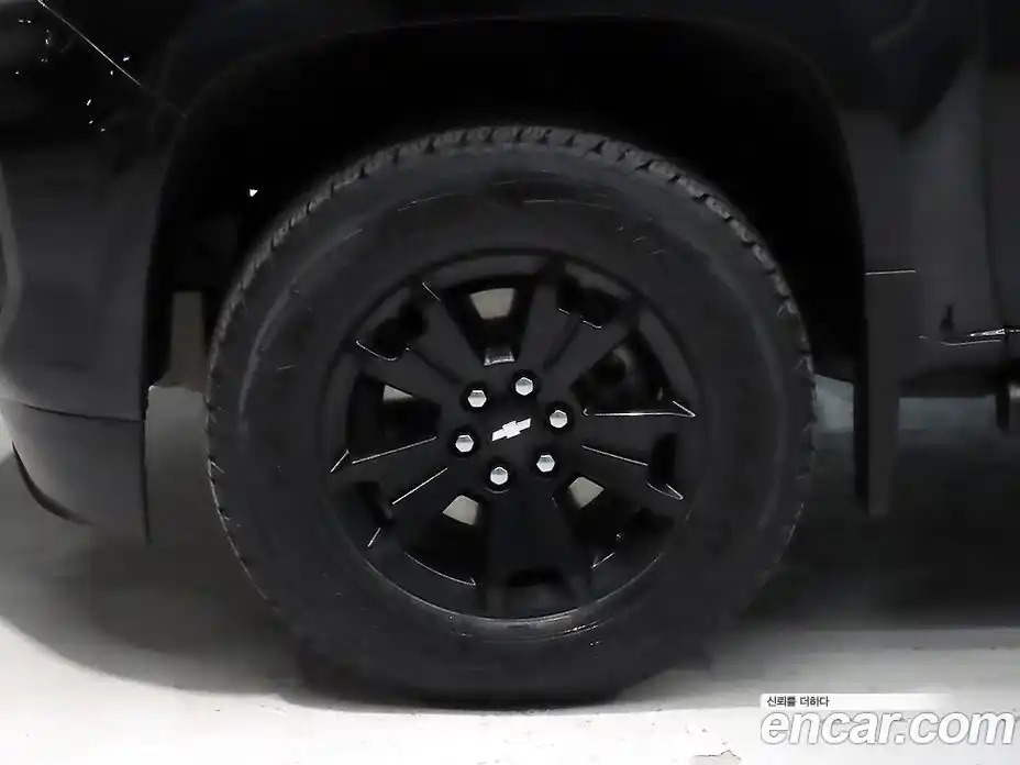 Chevrolet Colorado 2022 3.6 Автомат в Москве № 203470, фото 19