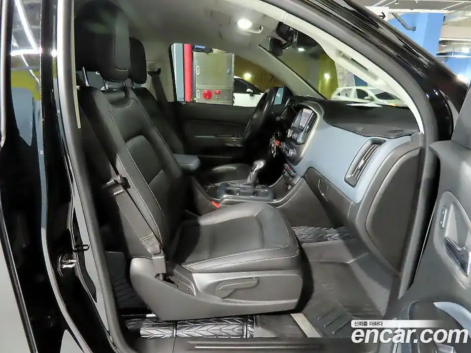 Chevrolet Colorado 2022 3.6 Автомат в Москве № 203470, фото 8