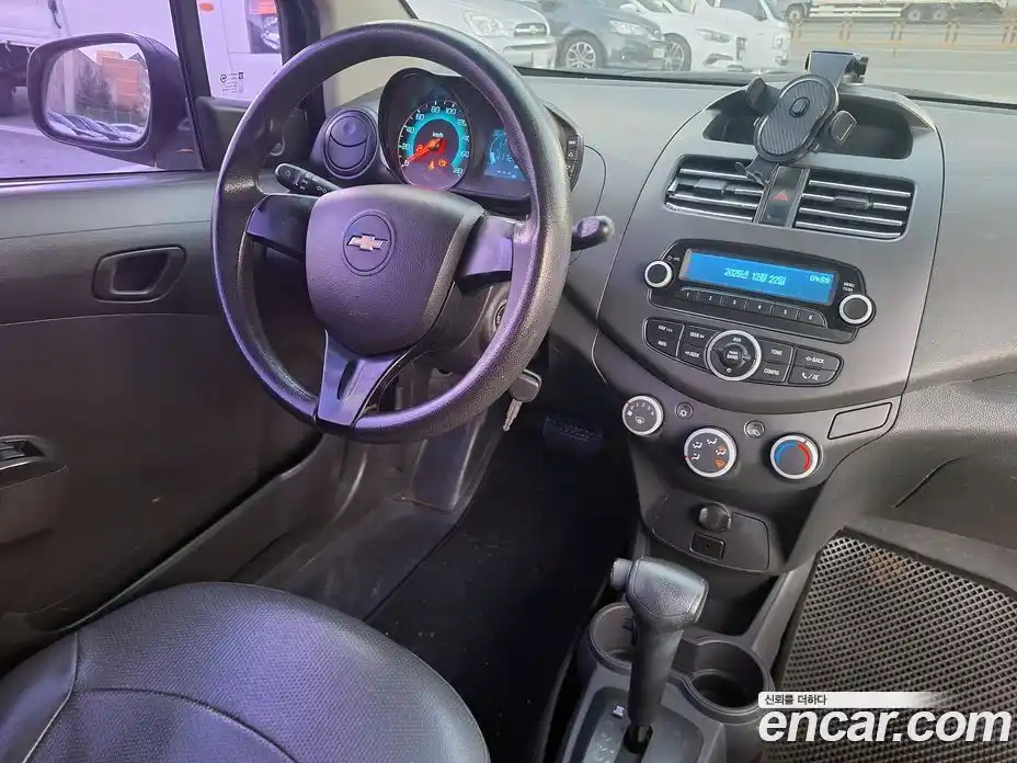 Chevrolet Spark 2014 1.0 Автомат в Москве № 203544, фото 11