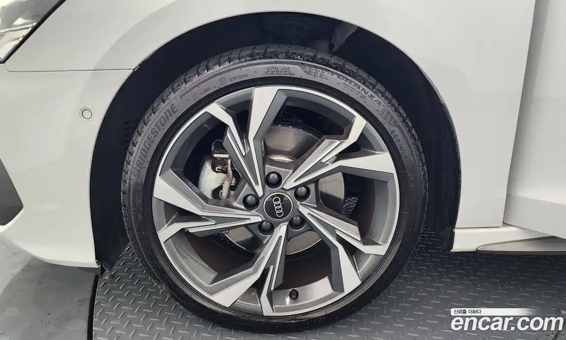 Audi A3 2023 2.0 Автомат в Москве № 203763, фото 17