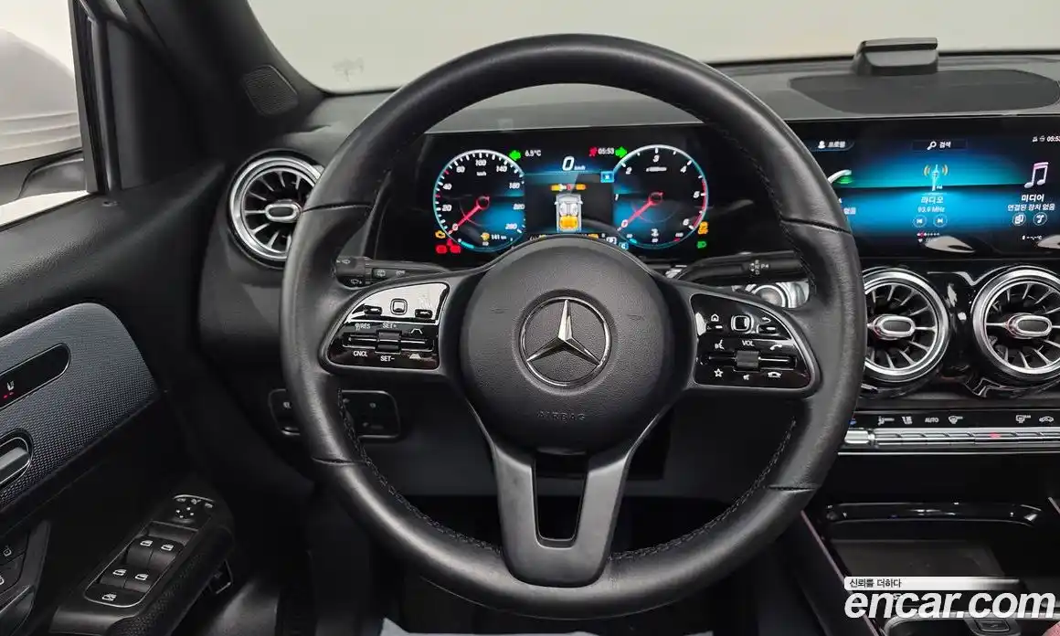 Mercedes-Benz GLB-Class 2021 1.9 Автомат в Москве № 205319, фото 13