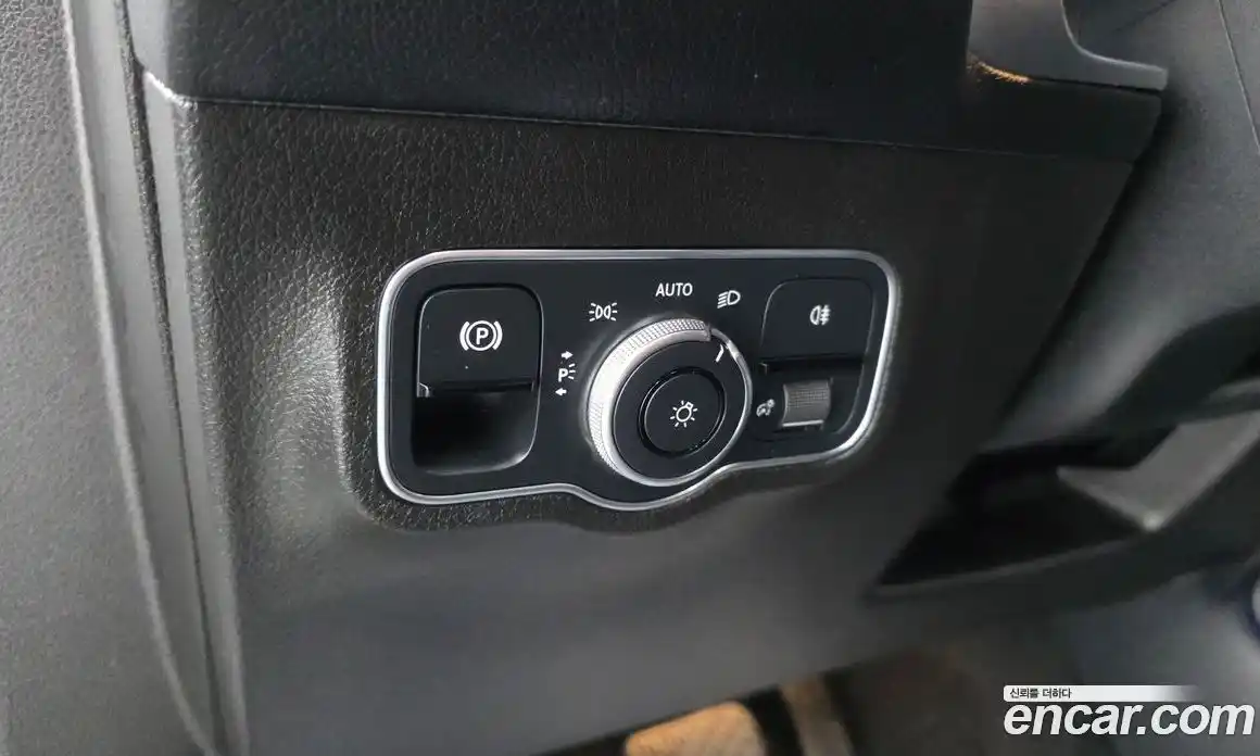 Mercedes-Benz GLB-Class 2021 1.9 Автомат в Москве № 205319, фото 18