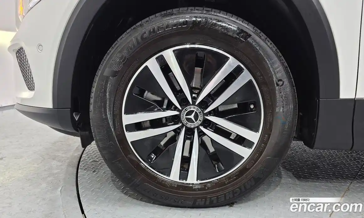 Mercedes-Benz GLB-Class 2021 1.9 Автомат в Москве № 205319, фото 5