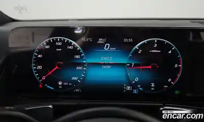 Mercedes-Benz GLB-Class 2021 1.9 Автомат в Москве № 205319, миниатюра 8