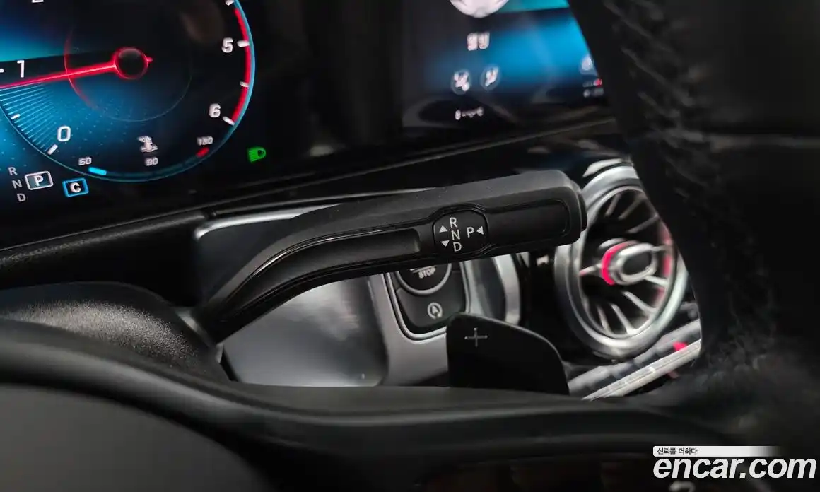 Mercedes-Benz GLB-Class 2021 1.9 Автомат в Москве № 205319, фото 9