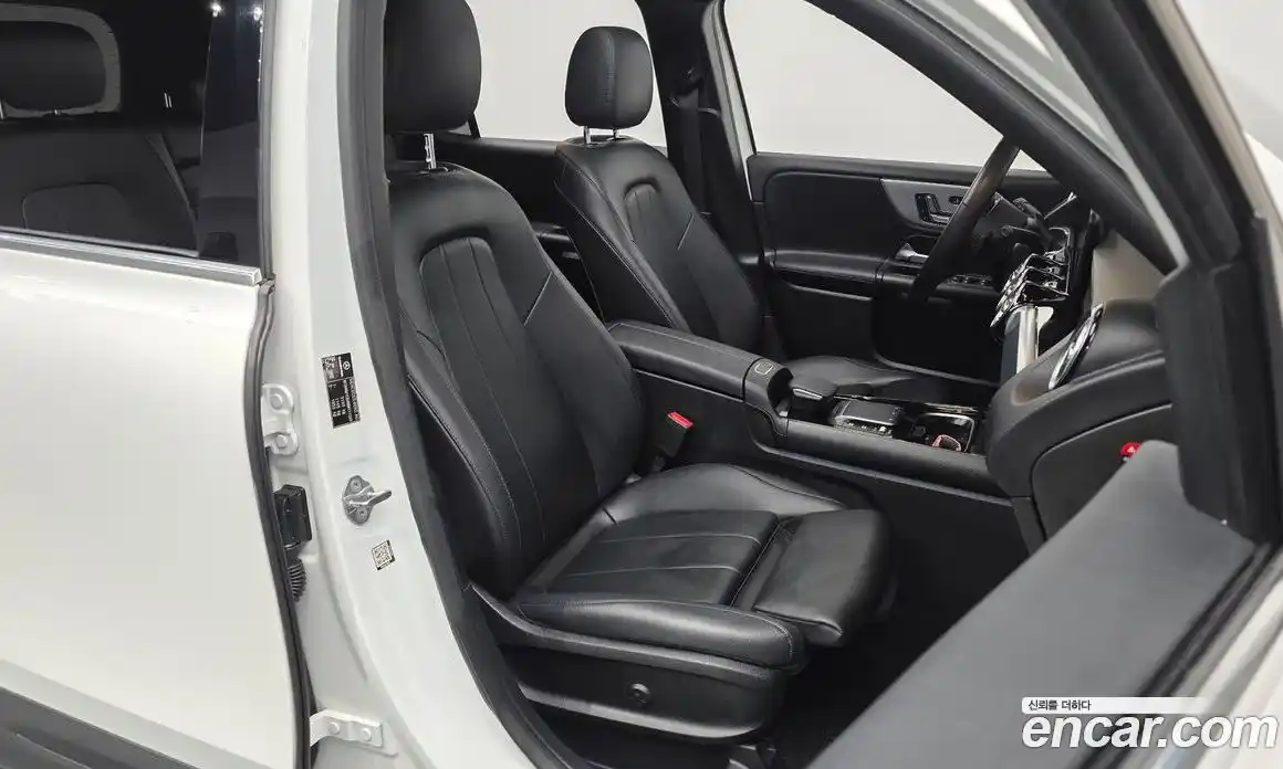 Mercedes-Benz GLB-Class 2021 1.9 Автомат в Москве № 205319, фото 10