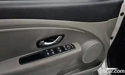 Renault SM3 2011 1.6 Автомат в Москве № 206874, миниатюра 4