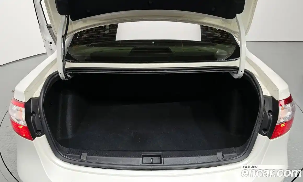 Renault SM3 2011 1.6 Автомат в Москве № 206874, фото 8