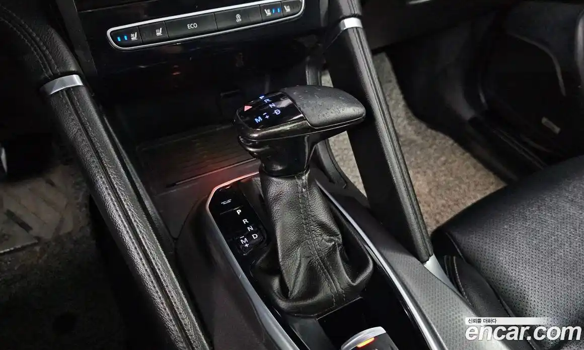 Renault QM6 2017 2.0 Автомат в Москве № 208775, фото 16