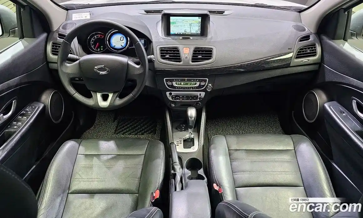 Renault SM3 2015 1.6 Автомат в Москве № 209392, фото 15