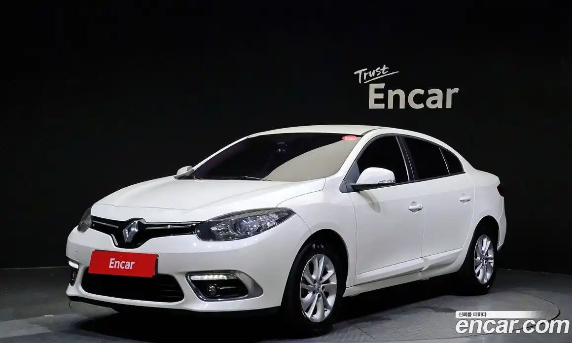 Renault SM3 2015 1.6 Автомат в Москве № 209392, фото 4